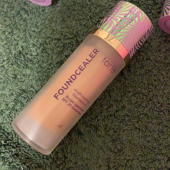 CLEARANCE EACH. Tarte Foundcealer